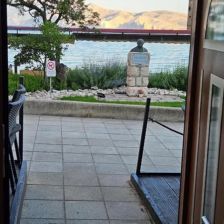 App Kura On The Baska (Krk)